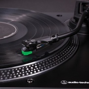 Gramofon Audio-Technica AT-LP120xUSB Black