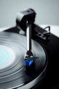 Gramofon Pro-Ject X8 Evolution SP Piano white + Ortofon Quintet Blue