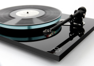 Gramofon Rega Planar 3 Black s přenoskou Nd3 MM