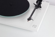 Gramofon Rega Planar 2 High Gloss White