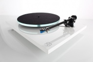 Gramofon Rega Planar 3 High Gloss White